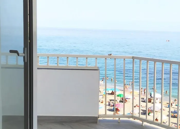 Апартаменты Torresol 402 *